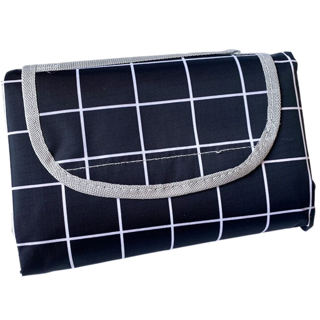 Foldable picnic blanket